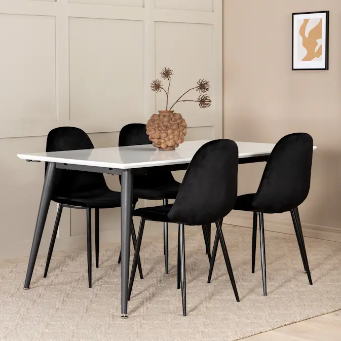 Matgrupp Venture Home Jolie med 4 Pobbie Stolar Metall