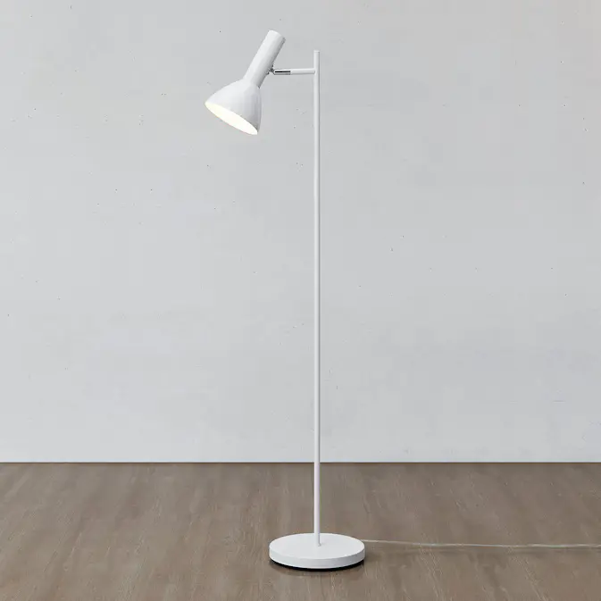 Golvlampa Markslöjd Metro