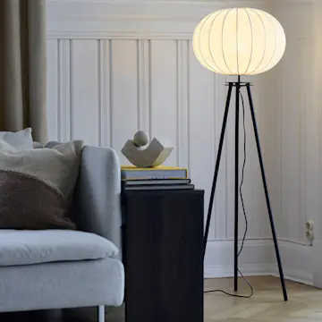 Golvlampa PR Home Base