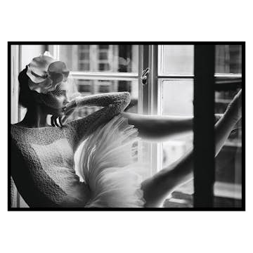 Poster Gallerix Woman In Window BW