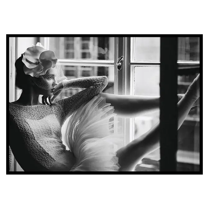 Poster Gallerix Woman In Window BW