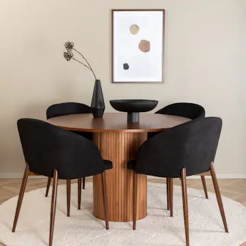 Matgrupp Venture Home med Bianca Matbord och 4 Archie Matstolar