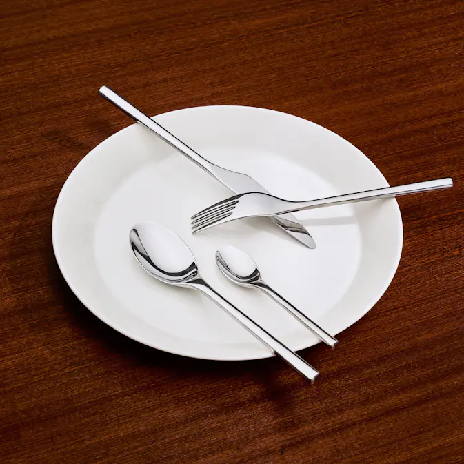 Fiskars Artik Rostfritt Bestick 16 delar Presentförpackning Perfekt Som Gåva