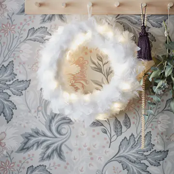 Dekorationskrans Markslöjd Feather Wreath 35 cm 40L Vit