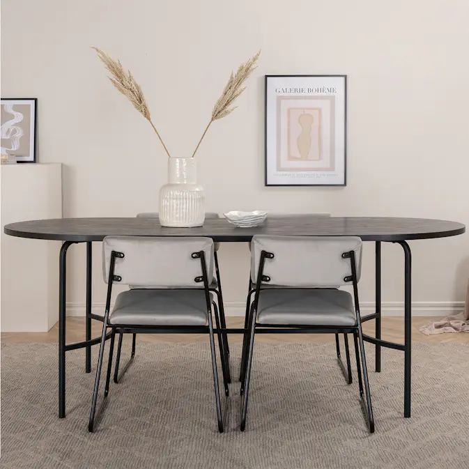 Matgrupp Venture Home San Francisco matbord och Kungshamn matstol