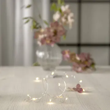 Ljusslinga Star Trading Dew Drop LED 12 Ljus Batteridriven