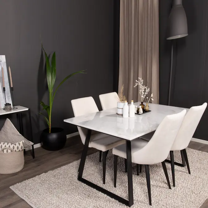 Matgrupp Venture Home Estelle med 4st Leone Stolar
