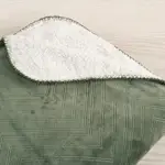 Pläd Borganäs of Sweden Sherpa