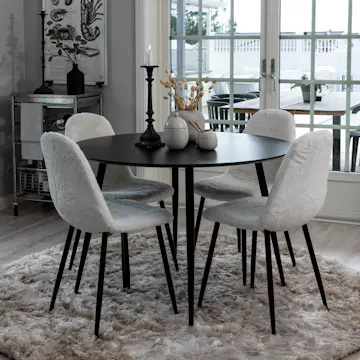 Matgrupp Venture Home Silvia med 4 Pooya Stolar