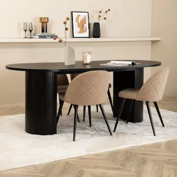 Matgrupp Venture Home Bianca med 4 Valentina Svart Stitcthes Stolar