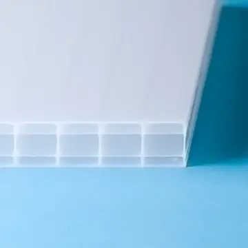 Kanalplast Halle Isolux 10 mm Opal