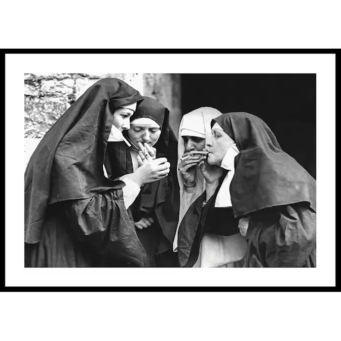 Poster Gallerix Smoking Nuns