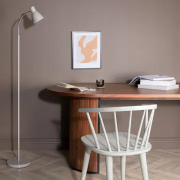 Golvlampa Venture Home Lina