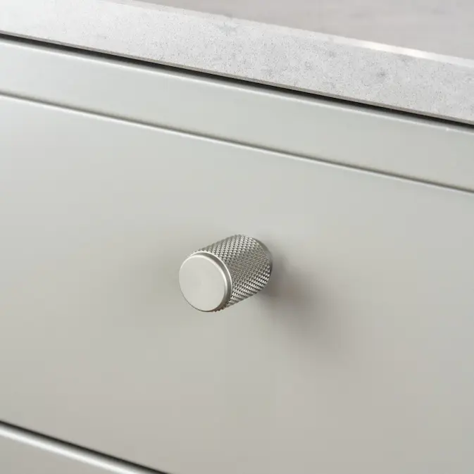 Knopp Beslag Design Riff