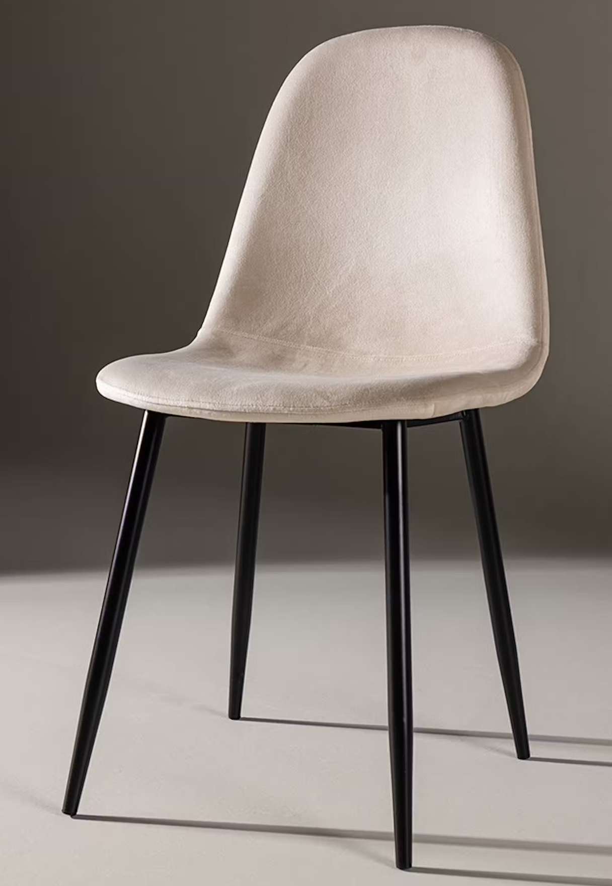 Snyyga köksstolar - matstol-venture-home-polar-sammet