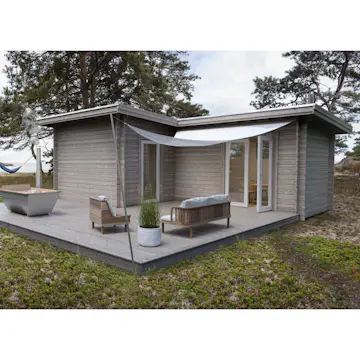 Attefallshus Baseco Nordanås 30m² Trästuga med Altan & Pulpettak