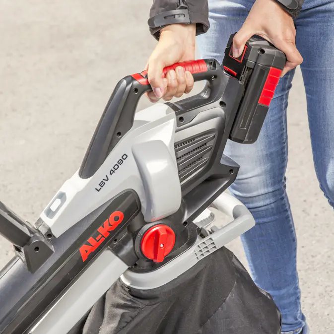 Lövblås / Lövsug AL-KO LBV 4090 Batteridriven med Batteri & Laddare