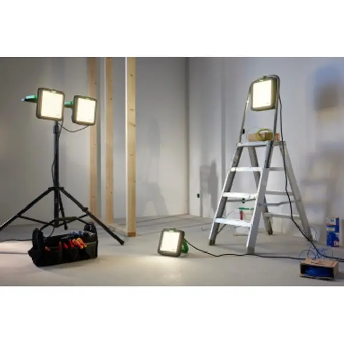 Teleskopstativ Schneider Electric Thorsman med fästbalk för arbetsbelysning 1.4-3m