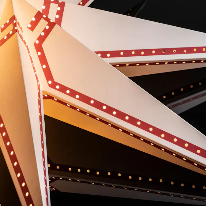 Adventsstjärna Gnosjö Konstsmide Rödmönstrad 115 cm