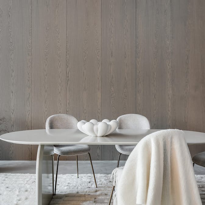 Designpanel Wood on wall Ek Gråbrunlackad