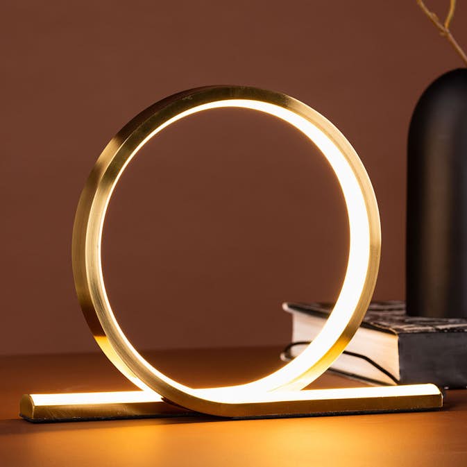 Bordslampa Venture Home Saunier