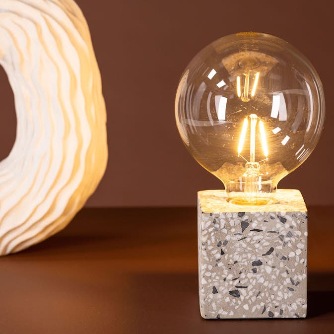 Bordslampa Venture Home Rilche