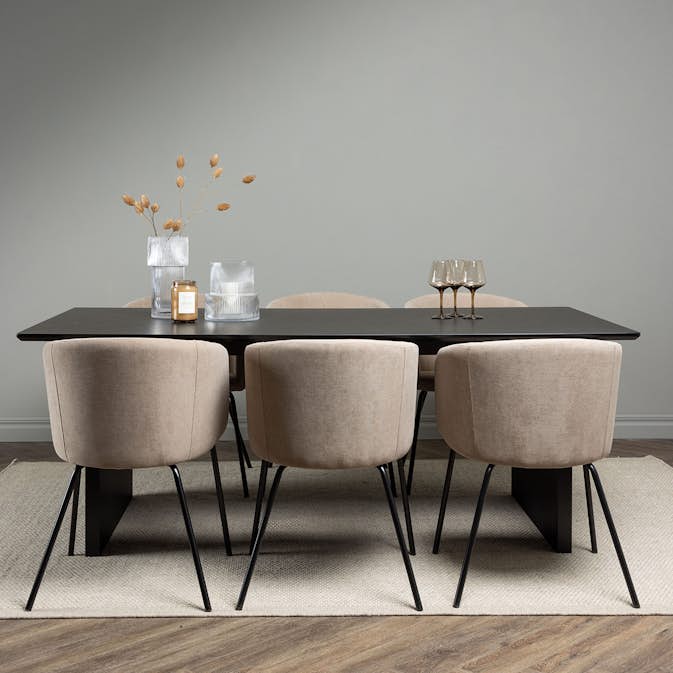 Matgrupp Venture Home Vail med 6 Berit Stolar