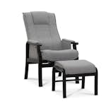 Seniorfåtölj Hagagruppen Astrid med Fotpall