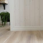 Foder Moelven Furu 15x69x2200 mm Antik Klara Vit S 0502-Y