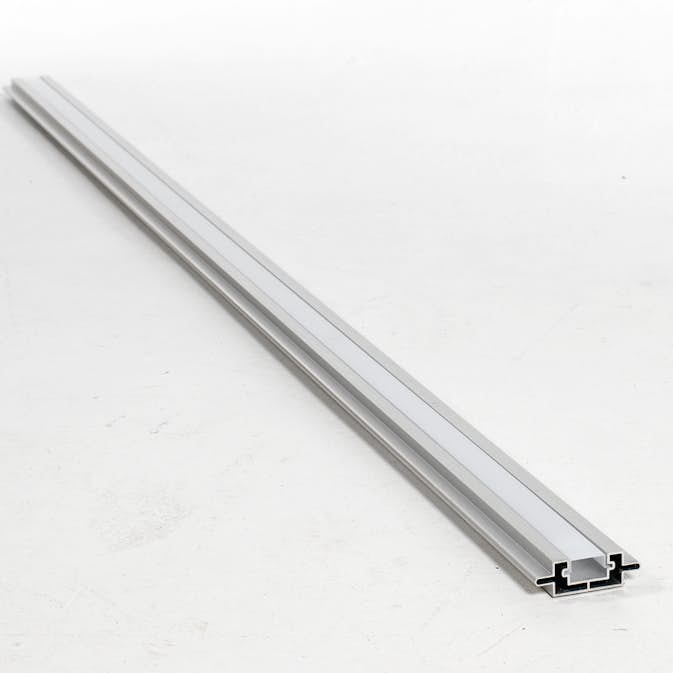 LED-skena Kirkedal Staket Alu Design
