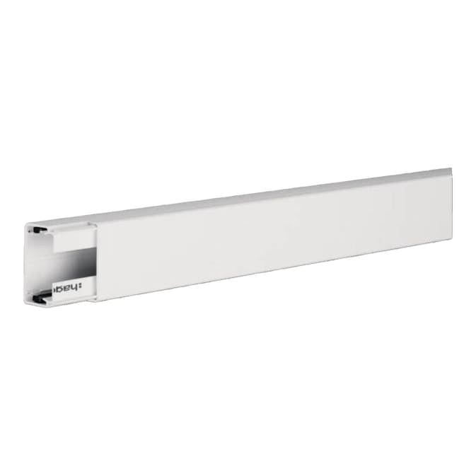 Matarkanal Hager LFH 30 x 45 mm 2 meter Halogenfri Vit RAL 9016