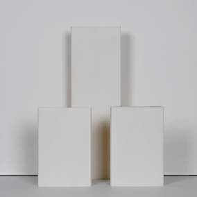 Sockelkloss Moelven Furu 18x99x300 mm Vit S 0502-Y