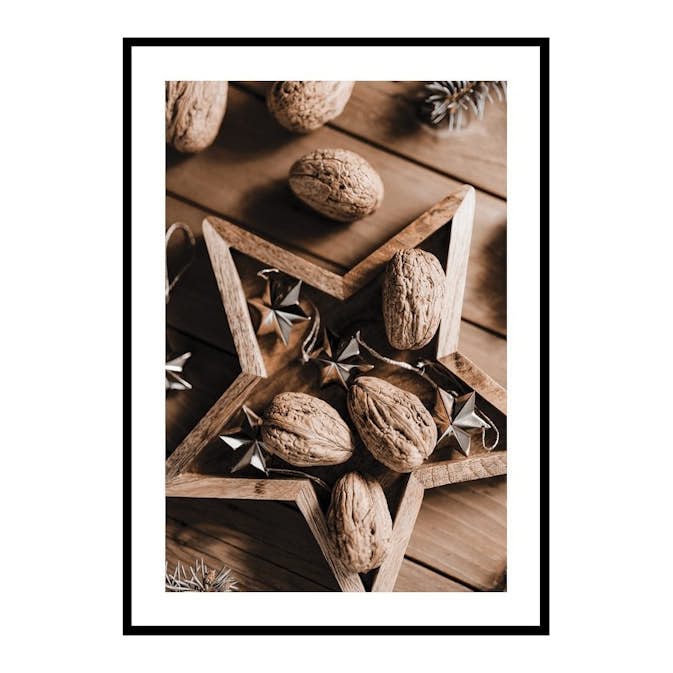 Poster Gallerix Walnuts In Wooden Star