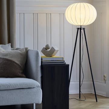 Golvlampa PR Home Base