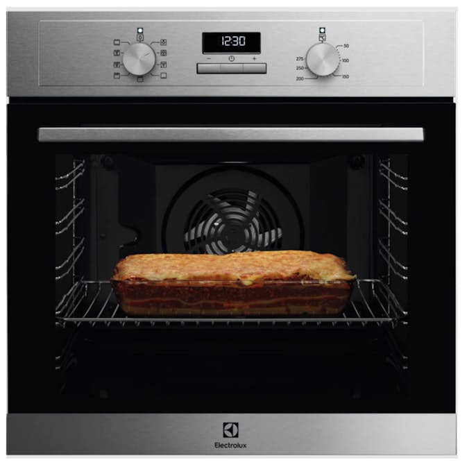 Ugn Electrolux 600 SurroundCook med Aqua Clean COB300X