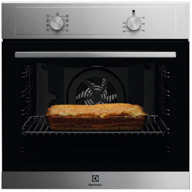 Ugn Electrolux 600 SurroundCook med Aqua Clean COB100X