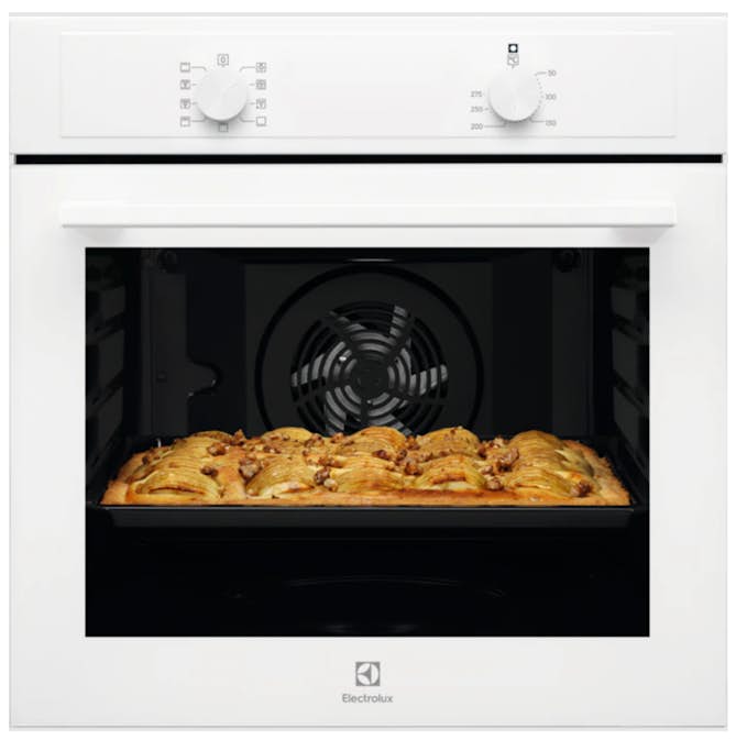 Ugn Electrolux 600 SurroundCook med Aqua Clean COB100W