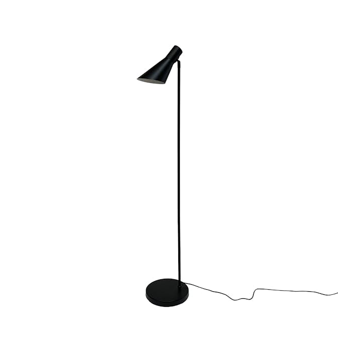 Golvlampa Dyberg Larsen Denver