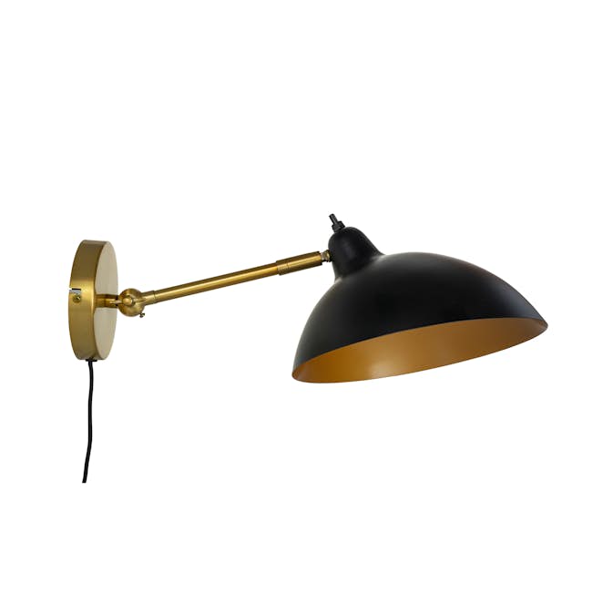 Vägglampa Dyberg Larsen Futura