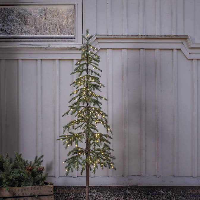 Julgran Star Trading Grantorp Plastgran 150 cm med LED 240 Ljus