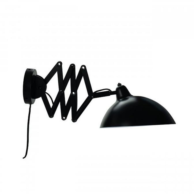 Vägglampa Dyberg Larsen Futura Svart