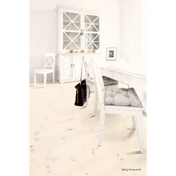 Parkettgolv Berg & Berg Norrlandsfuru XXL Borstad Vit Råmattlack 2.0