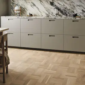 Trägolv Tarkett Grace Ek Era, Mattlackat Parkettgolv med Holländskt Mönster