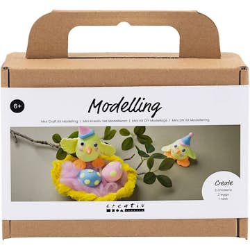 DIY-kit Creativ Company Modellera Påskfamilj