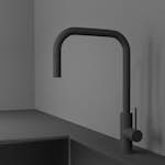 Köksblandare Scandtap Steel Accent Square med Utdragbar Pip