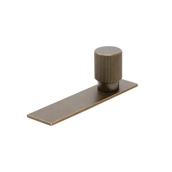 Knopp Beslag Design Arpa med Bricka Ø22 mm