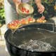 Brödhållare Weber Original Värmehylla till 57 cm Kolgrill