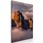 Tavla Arkiio Mountains in the Clouds