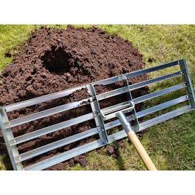 Dressraka Skånefrö Galvaniserat Stål, Räfsa