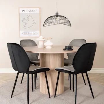 Matgrupp Venture Home med Bianca Matbord och 4 Elisa Matstolar